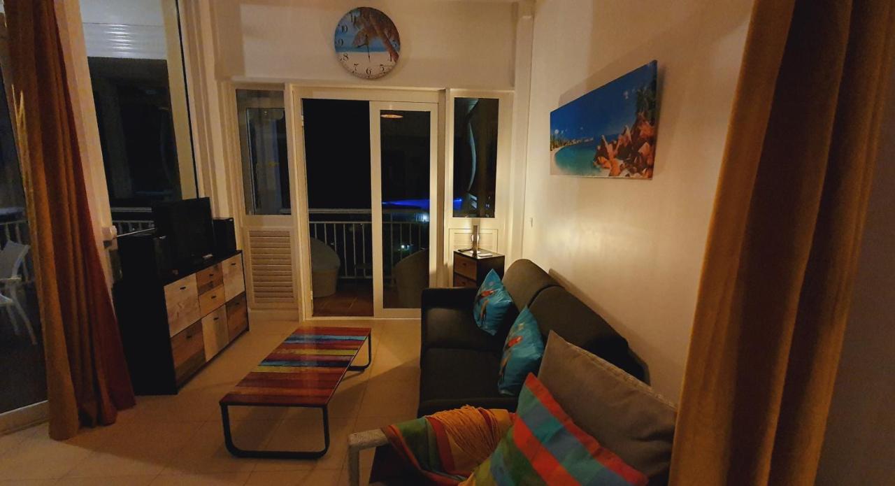 Kaz Lorike - Vue Mer & Piscine Exceptionnelle - Anse Des Rochers Saint-Francois  Exterior photo